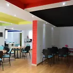 Hostel Pavia Ostello *