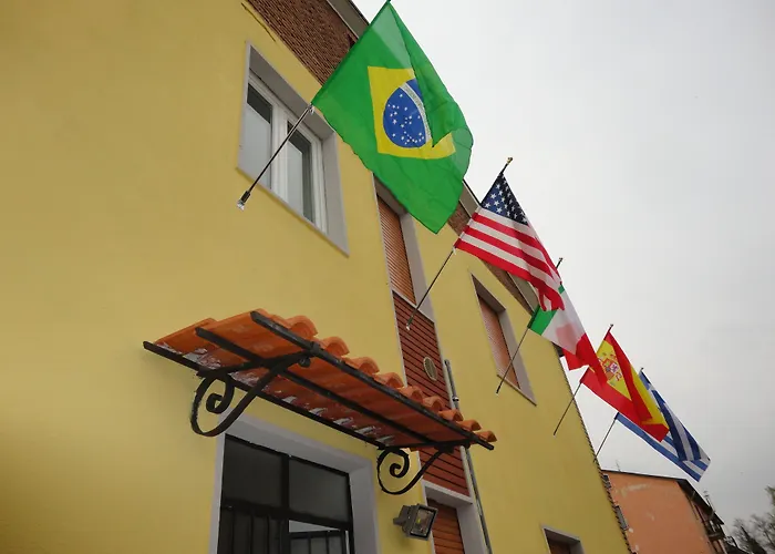 Pavia Ostello *
