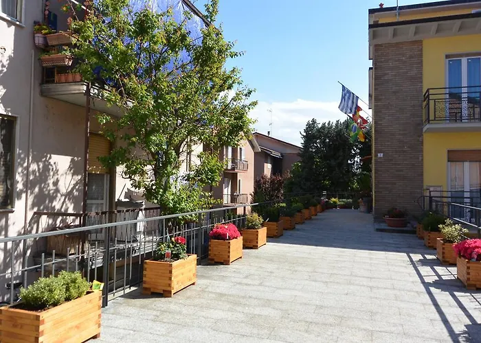Hostel Pavia Ostello Παβία