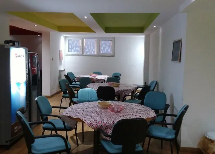 Hostel Pavia Ostello *