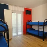 بيت شباب بافيو أوستيلو
