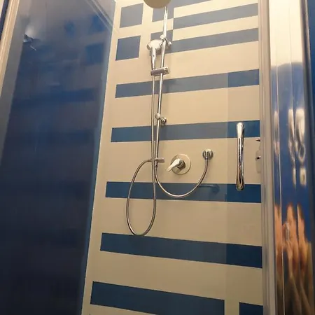 호스텔 오스텔로 *